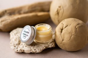 solid perfume golden vanilla