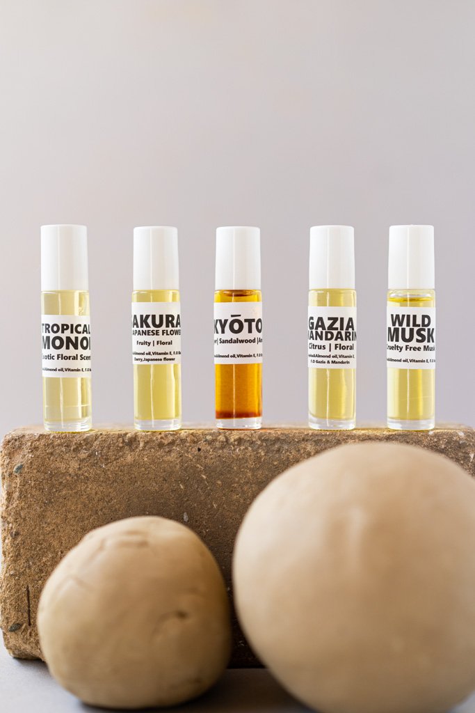 roll-on perfume